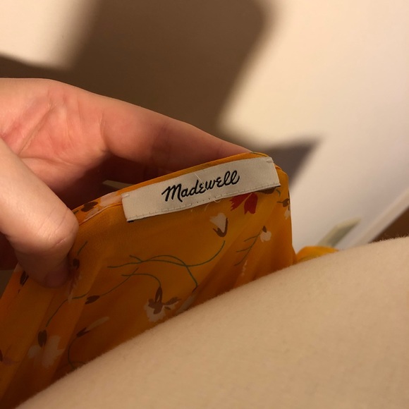 Madewell wrap top with flutter sleeves - Picture 5 of 6